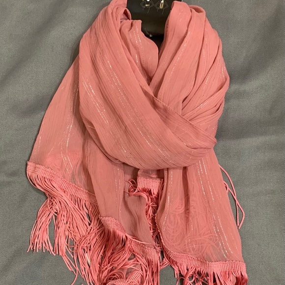 Pretty 🧣women scarf 🧣 - Picture 1 of 4